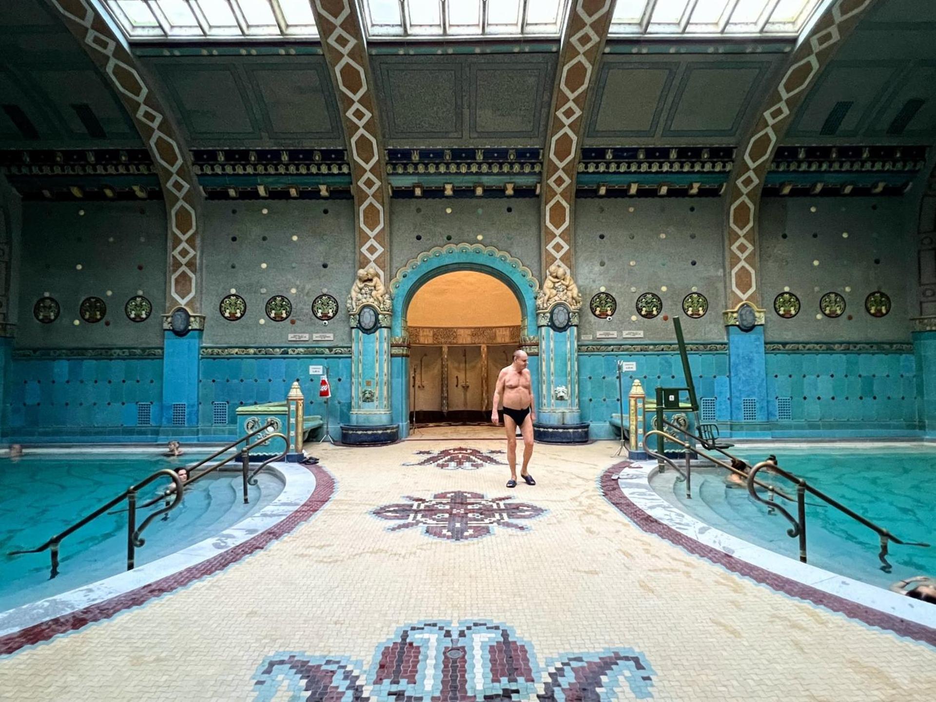 Designer Boutique 2R Walk To Opera House & Basilica Appartement Boedapest Buitenkant foto